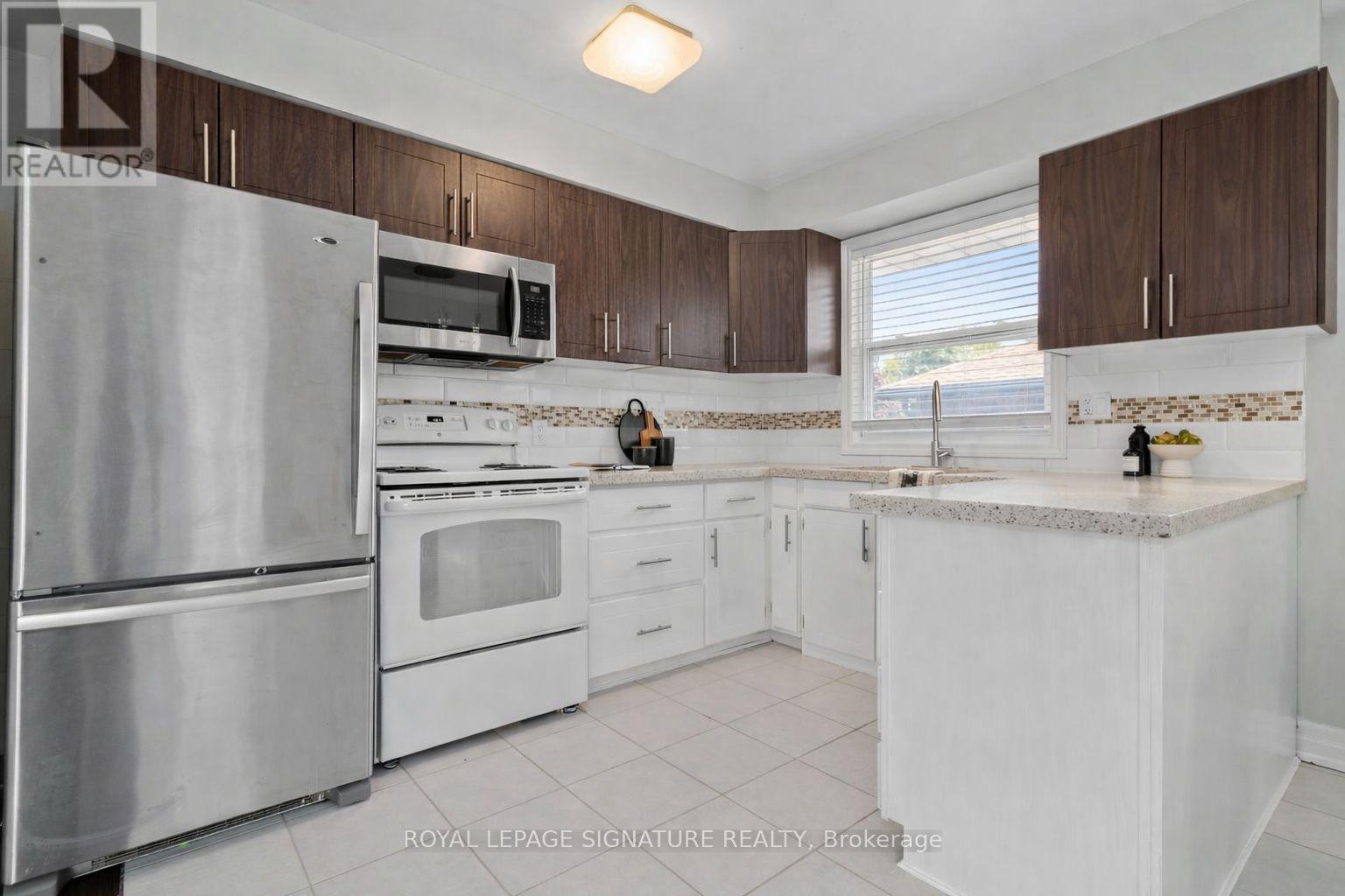 621 Wychwood Street, Oshawa (O'neill), Ontario  L1G 2T4 - Photo 5 - E12918998