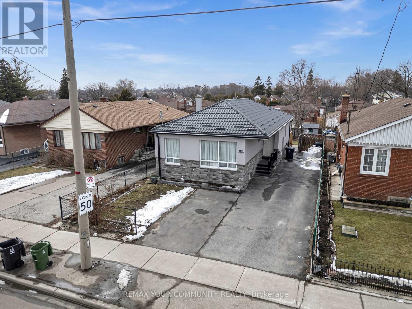 1192 Warden Avenue, Toronto, Ontario  M1R 2R1 - Photo 2 - E12919076