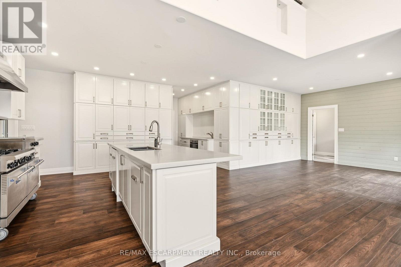 15 Palomino Drive, Hamilton, Ontario  L0R 1H3 - Photo 24 - X12871666