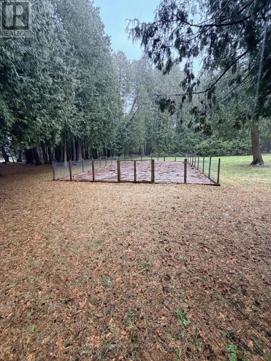 506 11th Concession Road E, Hamilton, Ontario  L8B 1J1 - Photo 19 - X12915282