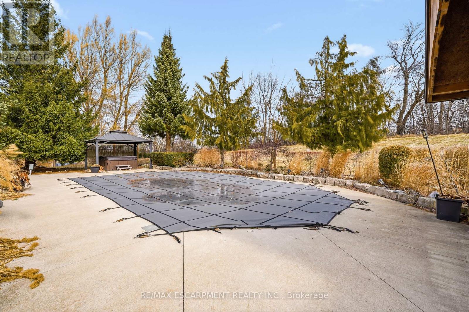 15 Palomino Drive, Hamilton, Ontario  L0R 1H3 - Photo 45 - X12871666