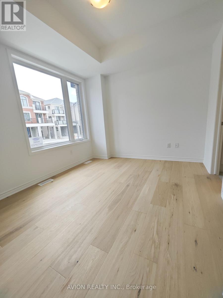 18 Avani Avenue, Markham, Ontario  L6C 3M3 - Photo 2 - N12918846