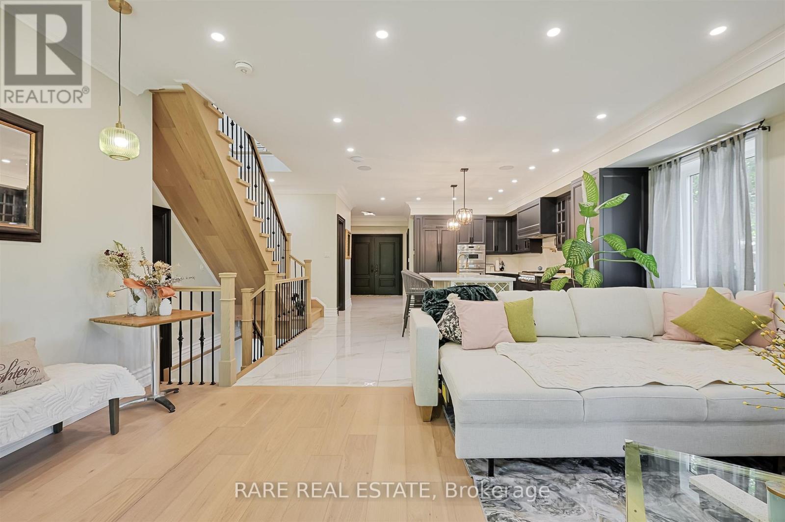 32 Bradfield Avenue W, Vaughan, Ontario M8Z 2A3 - Photo 15 - N12918874