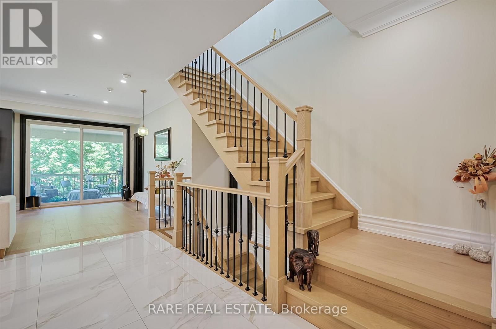 32 Bradfield Avenue W, Vaughan, Ontario M8Z 2A3 - Photo 17 - N12918874