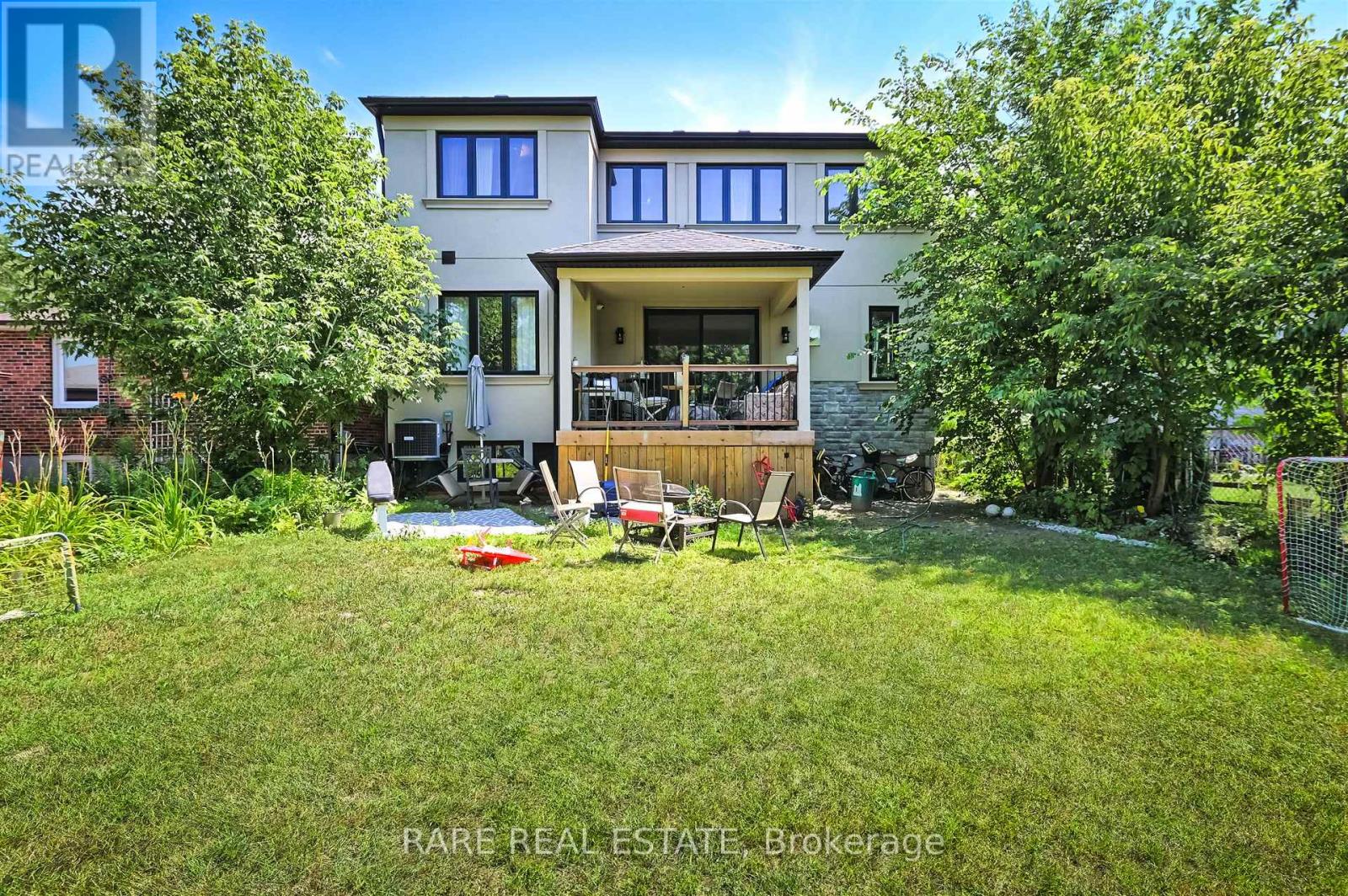 32 Bradfield Avenue W, Vaughan, Ontario M8Z 2A3 - Photo 39 - N12918874