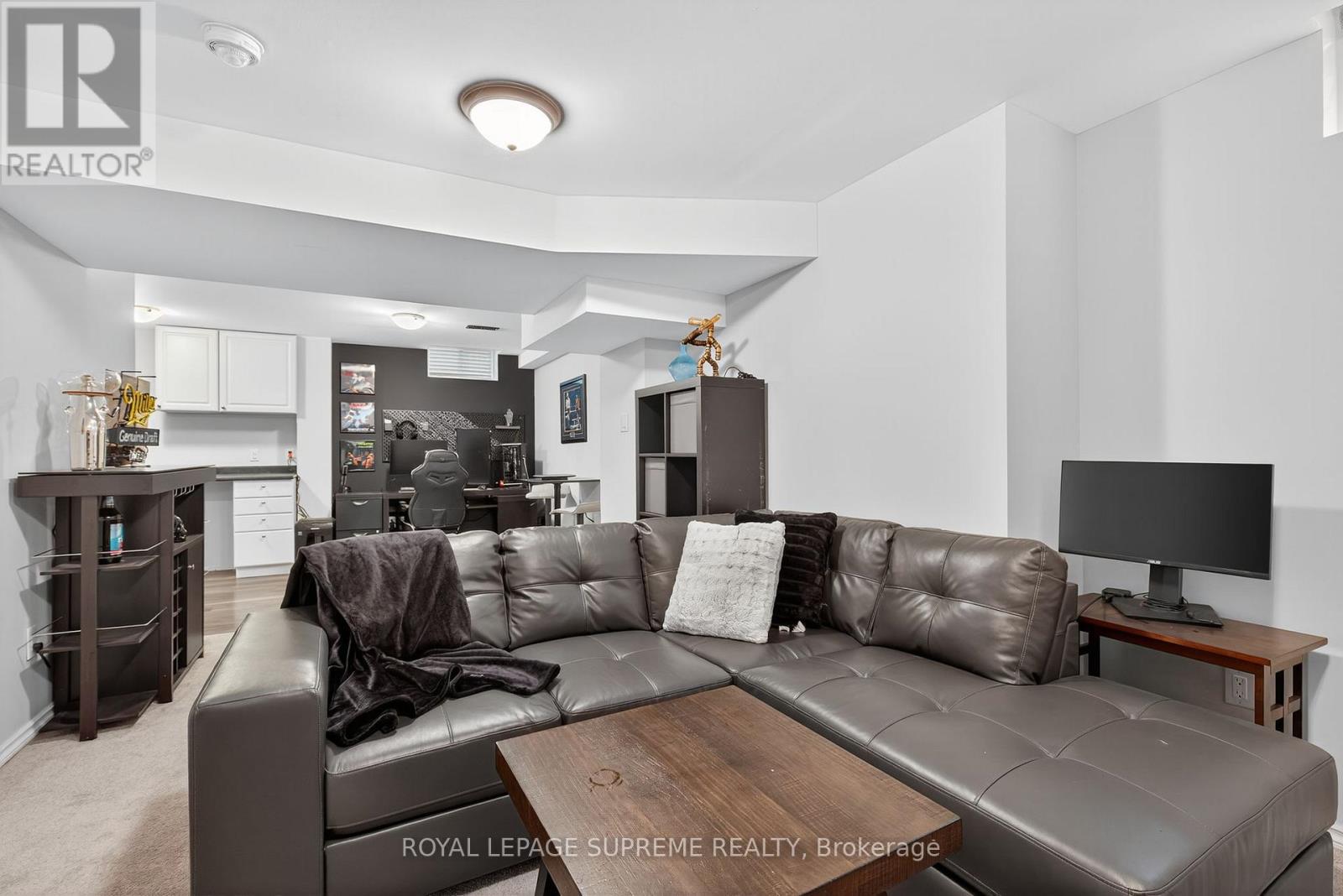 28 Mandley Street, Essa (Angus), Ontario  L3W 0B6 - Photo 33 - N12918896