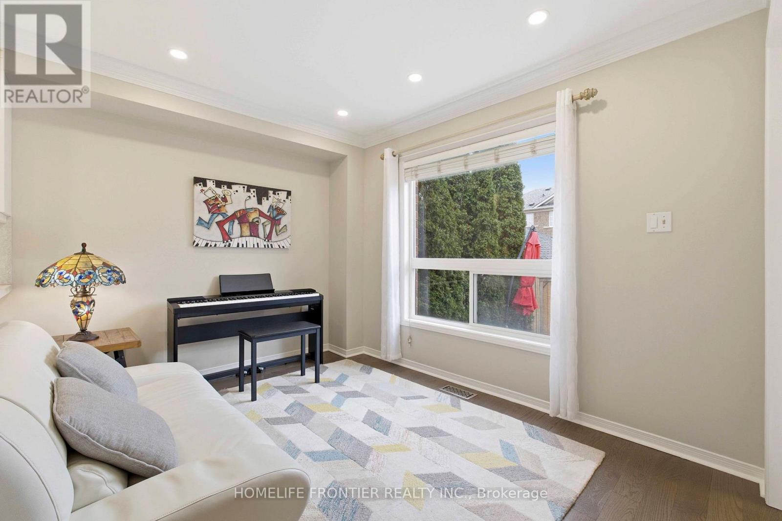 198 Pleasant Ridge Avenue, Vaughan, Ontario L4J 9J2 - Photo 15 - N12918914