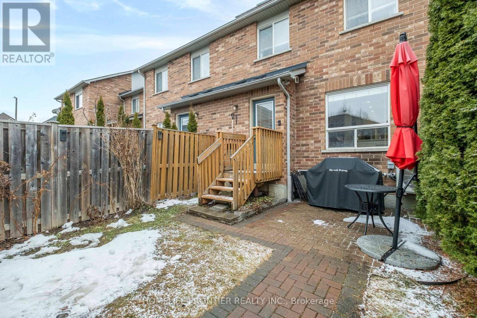 198 Pleasant Ridge Avenue, Vaughan, Ontario L4J 9J2 - Photo 34 - N12918914