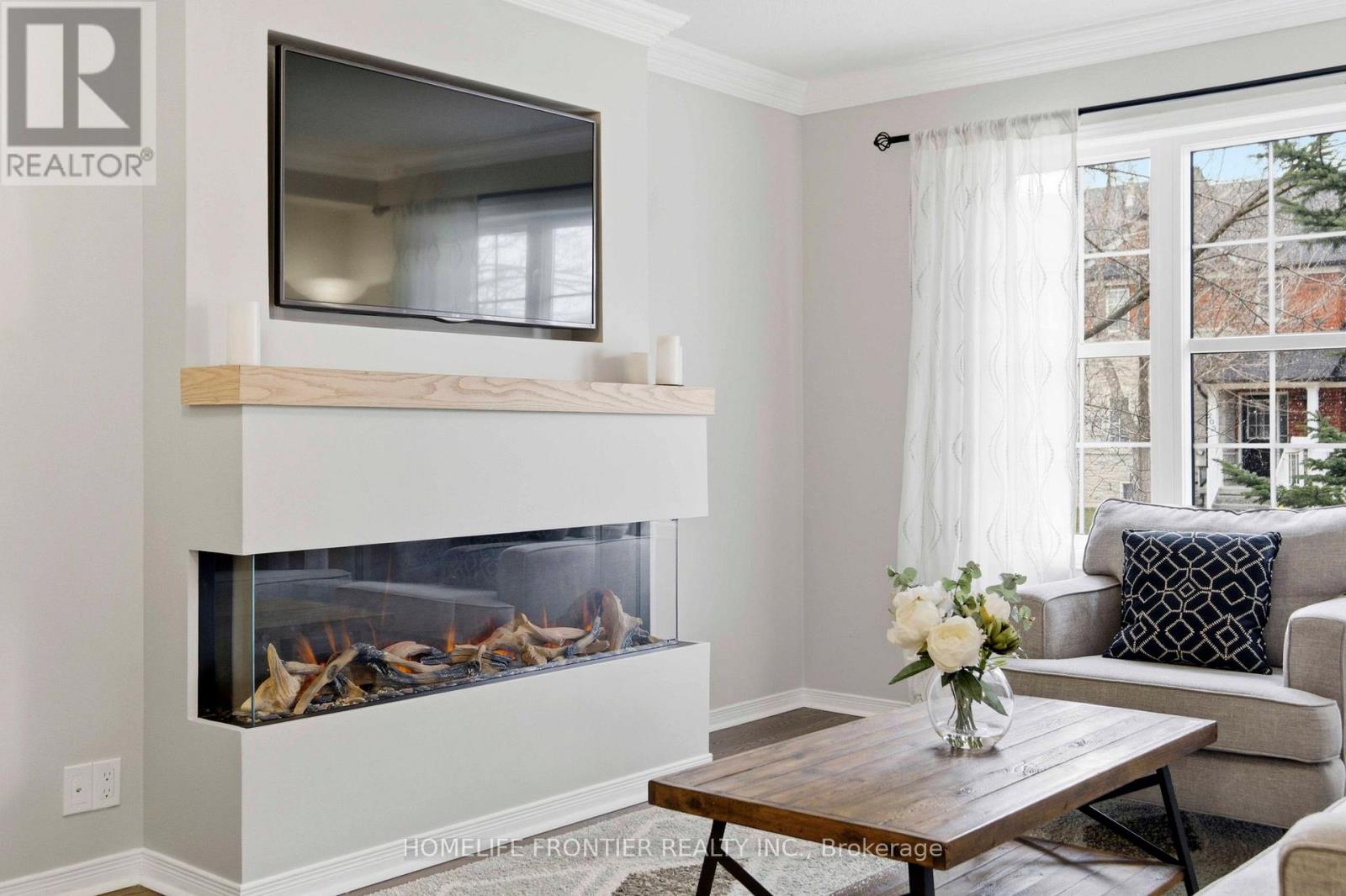 198 Pleasant Ridge Avenue, Vaughan, Ontario L4J 9J2 - Photo 6 - N12918914