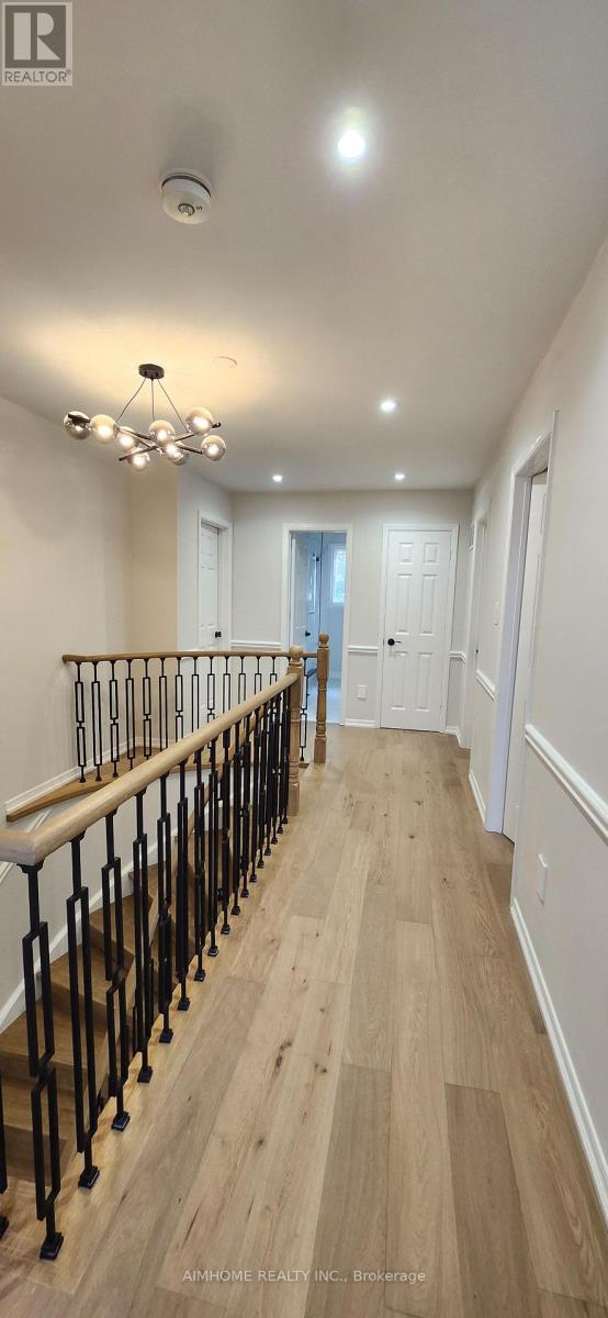 31 Spanhouse Crescent, Markham, Ontario  L3R 4E2 - Photo 22 - N12918928