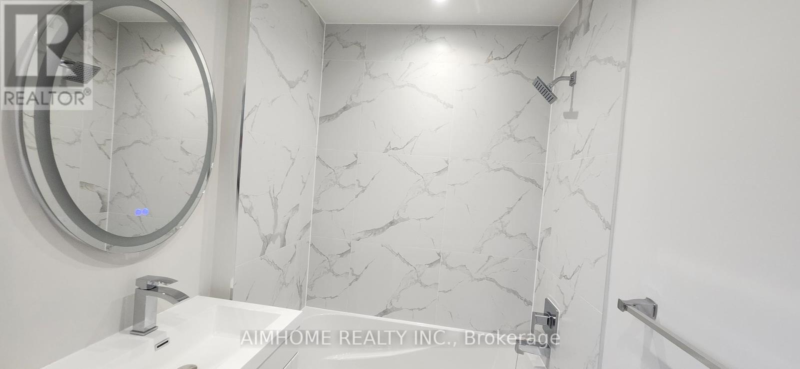 31 Spanhouse Crescent, Markham, Ontario  L3R 4E2 - Photo 26 - N12918928