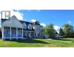 136 LAKE DRIVE E, Georgina, Ontario