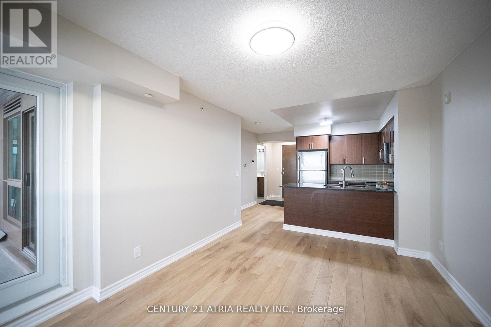 812 - 75 Norman Bethune Avenue, Richmond Hill (Beaver Creek Business Park), Ontario  L4B 0B6 - Photo 13 - N12918932