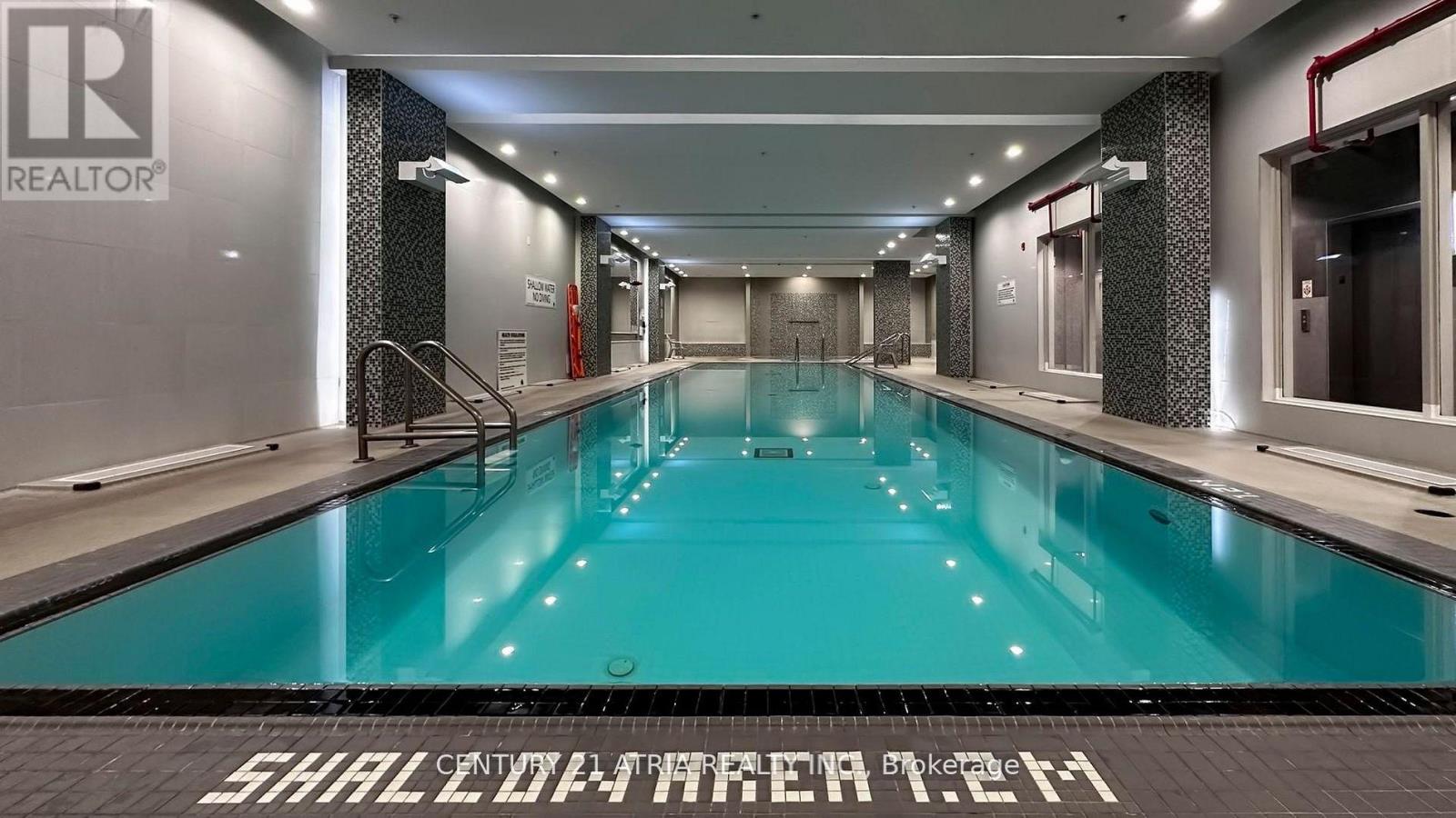 812 - 75 Norman Bethune Avenue, Richmond Hill (Beaver Creek Business Park), Ontario  L4B 0B6 - Photo 4 - N12918932