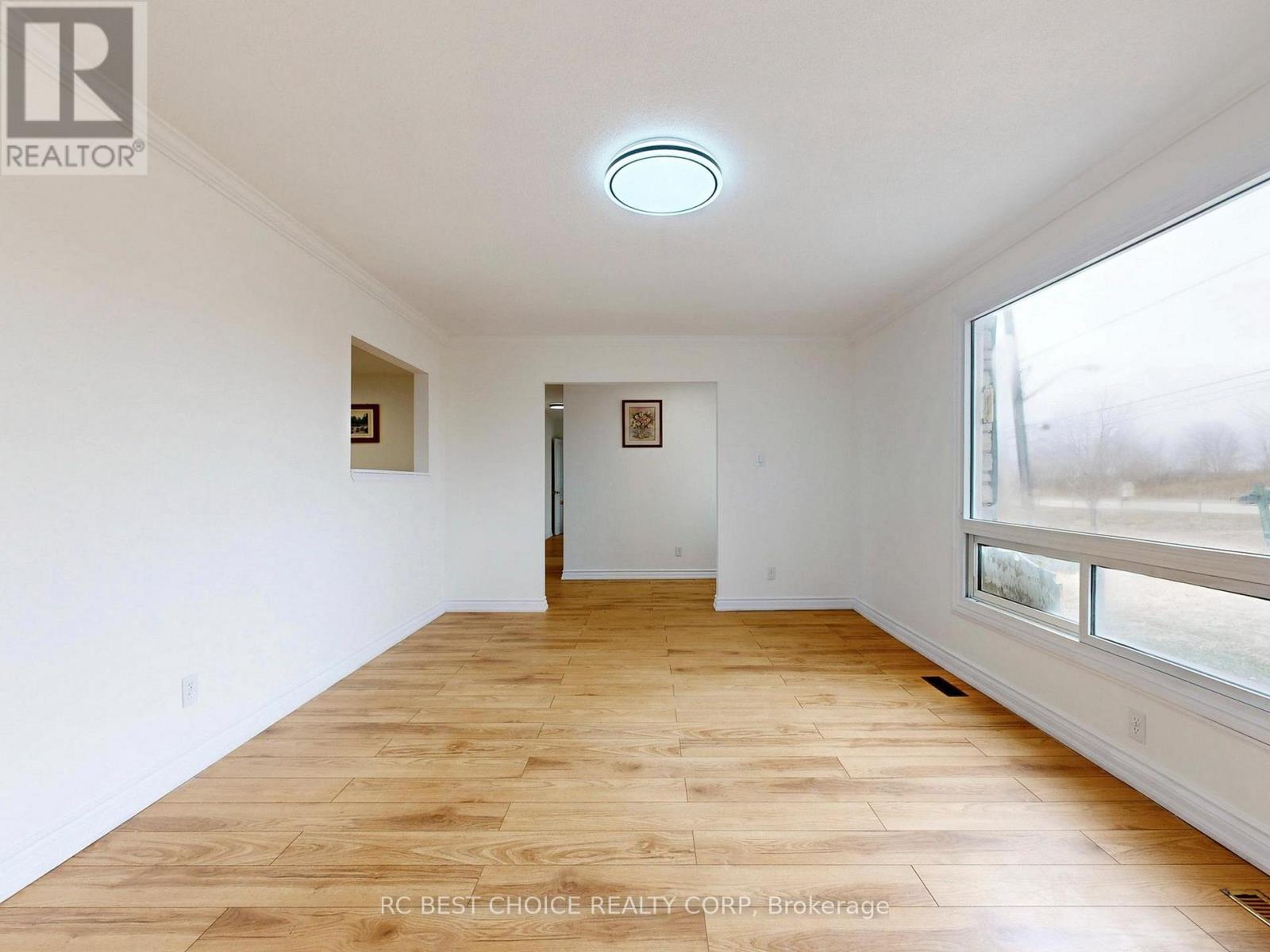 1377 Old Green Lane E, East Gwillimbury, Ontario  L9N 0L8 - Photo 12 - N12918960