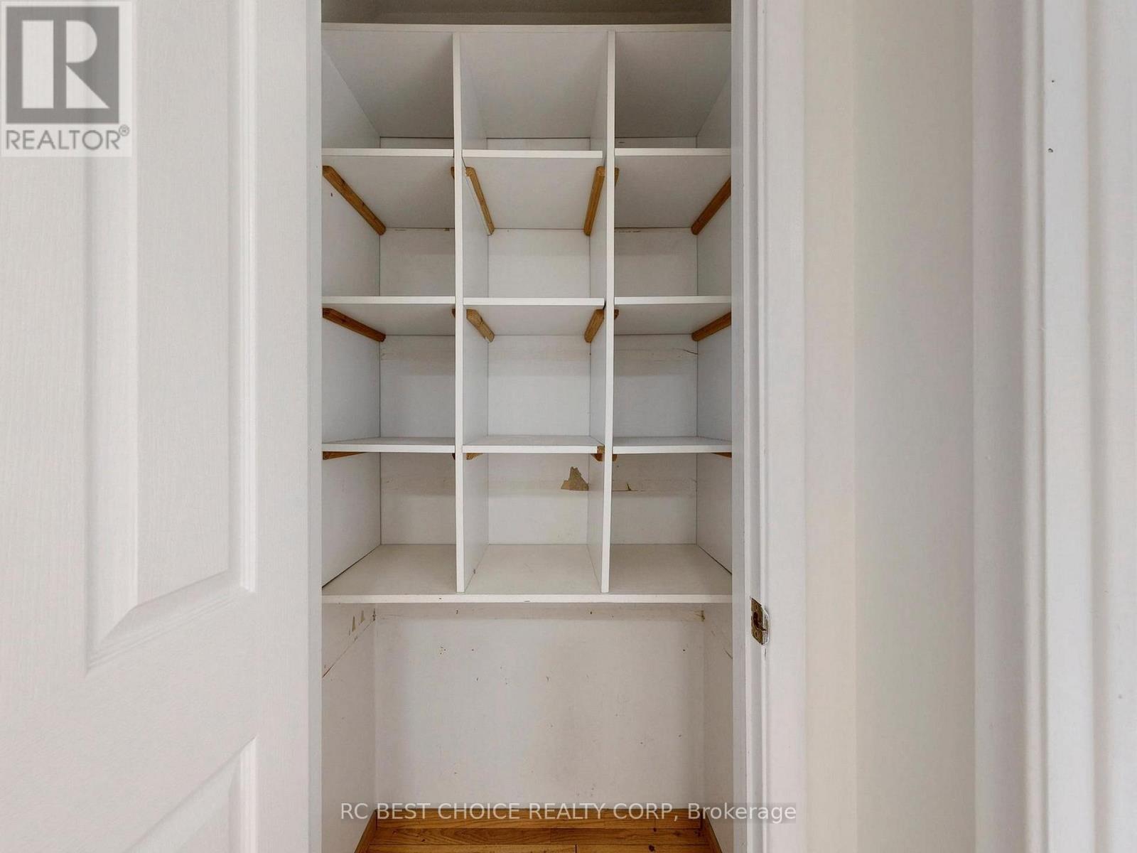 1377 Old Green Lane E, East Gwillimbury, Ontario  L9N 0L8 - Photo 24 - N12918960