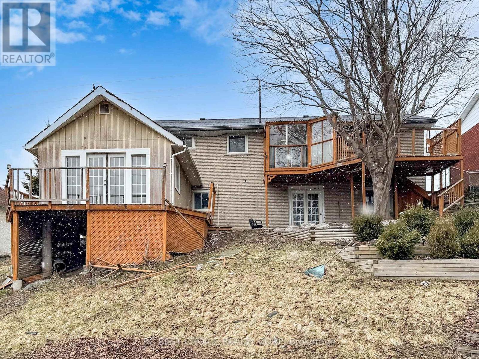 1377 Old Green Lane E, East Gwillimbury, Ontario  L9N 0L8 - Photo 45 - N12918960