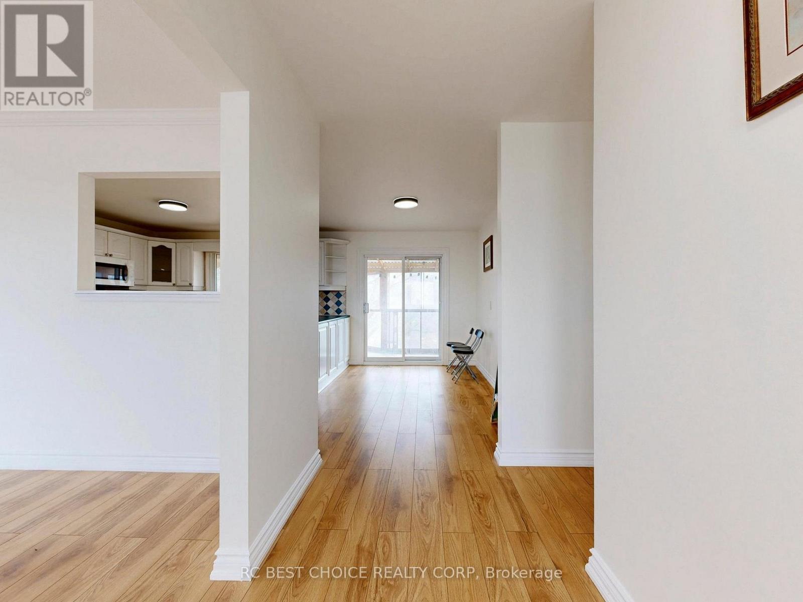 1377 Old Green Lane E, East Gwillimbury, Ontario  L9N 0L8 - Photo 7 - N12918960