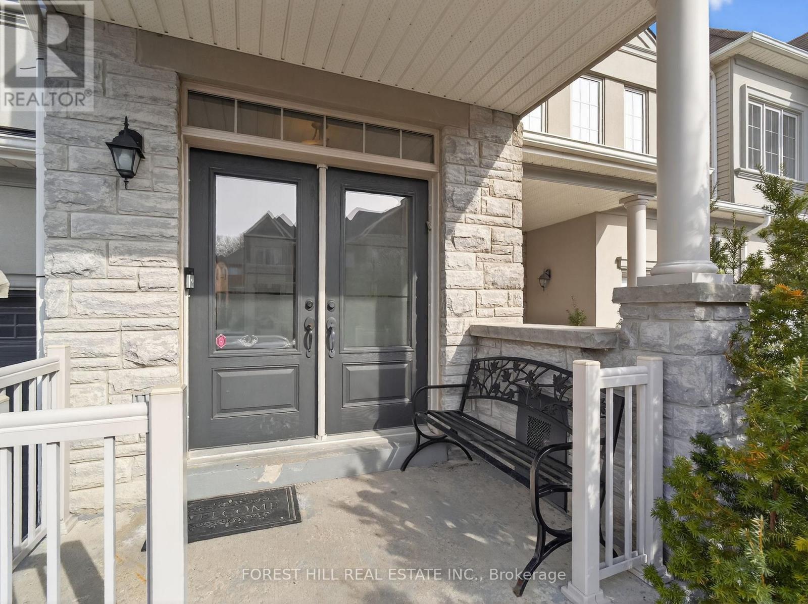 78 Bristlewood Crescent, Vaughan, Ontario  L4J 9K9 - Photo 2 - N12918988