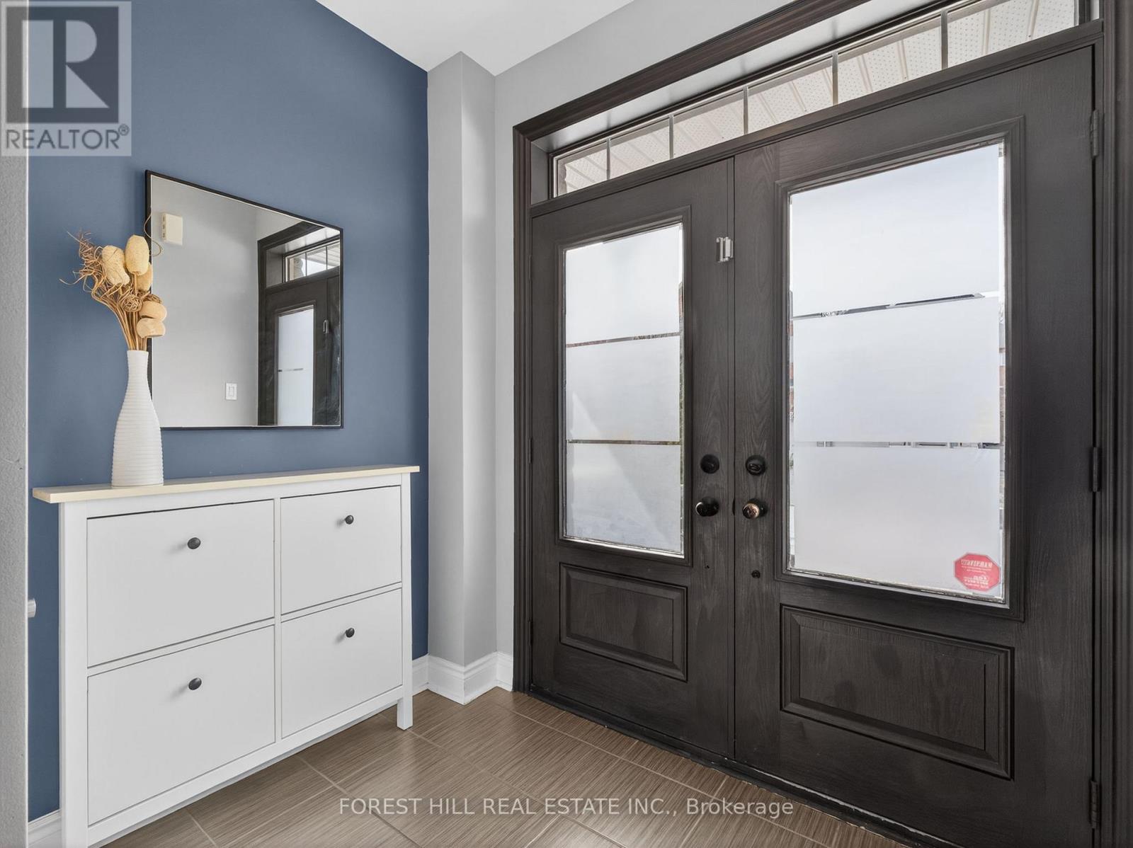 78 Bristlewood Crescent, Vaughan, Ontario  L4J 9K9 - Photo 3 - N12918988