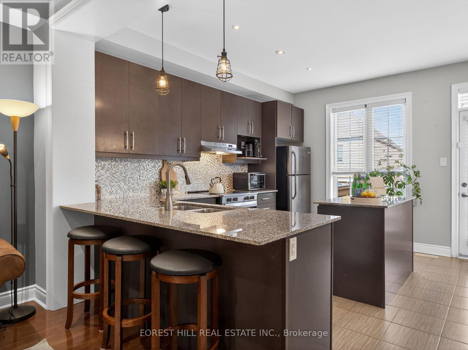 78 Bristlewood Crescent, Vaughan, Ontario  L4J 9K9 - Photo 9 - N12918988