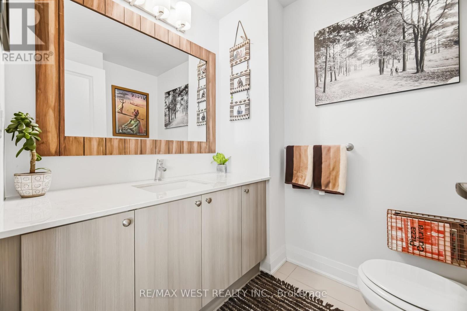 110 - 12 Woodstream Boulevard, Vaughan (Vaughan Grove), Ontario  L4L 8C3 - Photo 13 - N12919048