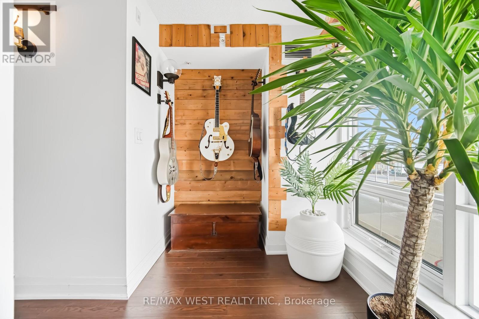 110 - 12 Woodstream Boulevard, Vaughan (Vaughan Grove), Ontario  L4L 8C3 - Photo 19 - N12919048