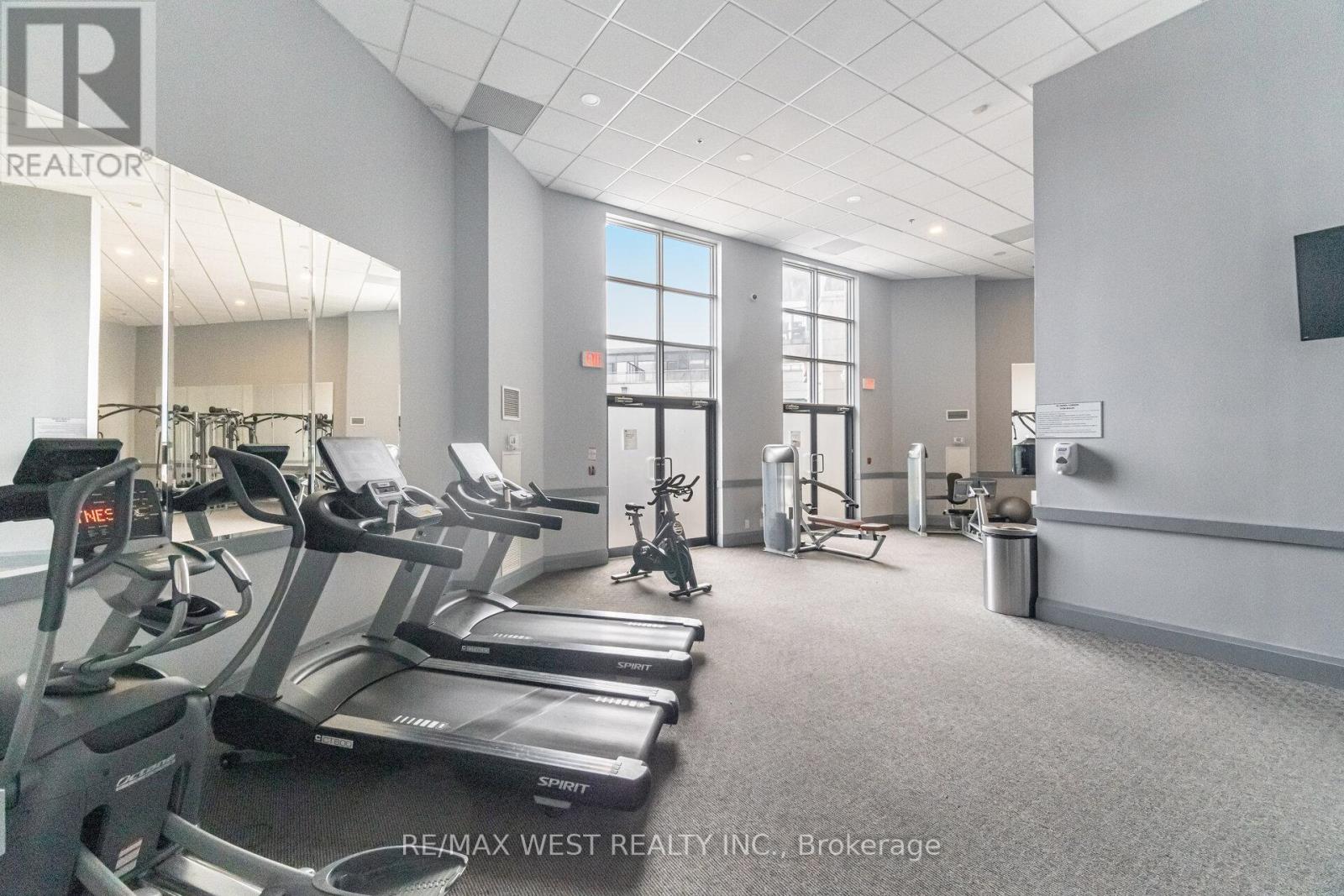 110 - 12 Woodstream Boulevard, Vaughan (Vaughan Grove), Ontario  L4L 8C3 - Photo 30 - N12919048