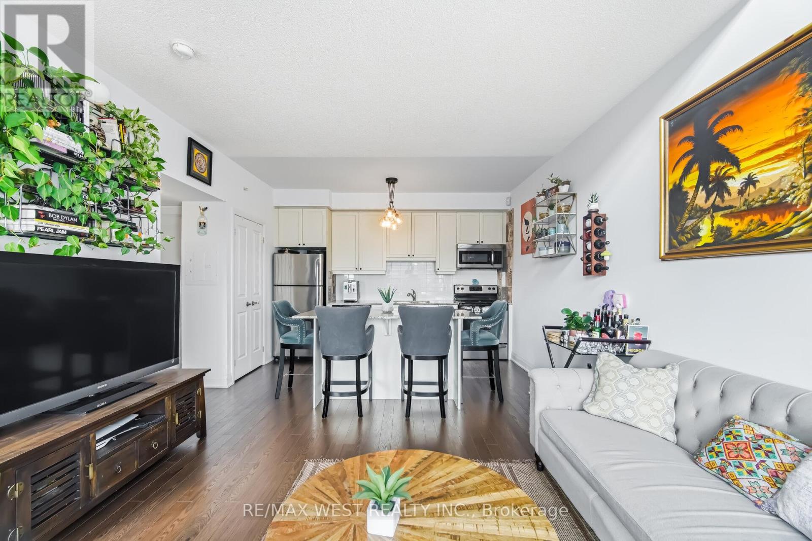 110 - 12 Woodstream Boulevard, Vaughan (Vaughan Grove), Ontario  L4L 8C3 - Photo 9 - N12919048