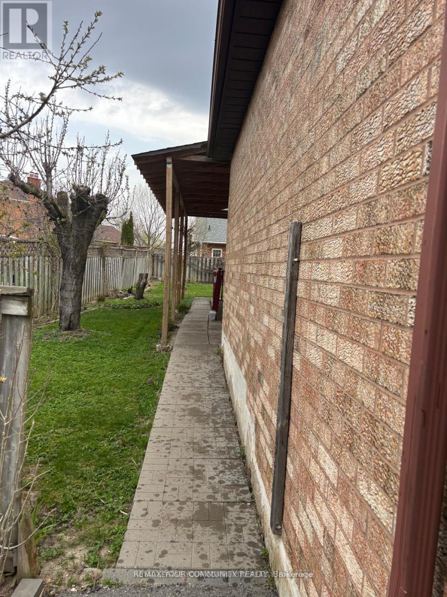 Basement - 166 Knightswood Avenue, Vaughan (Maple), Ontario  L6A 1M5 - Photo 2 - N12919056