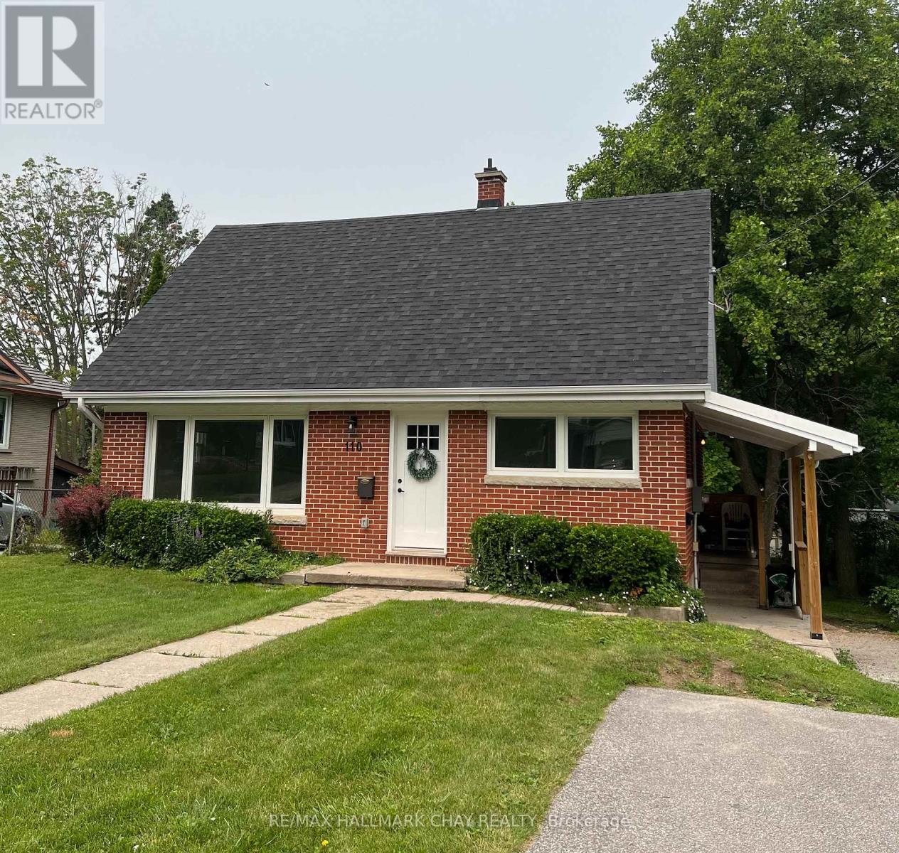 LOWER - 110 CODRINGTON STREET, Barrie, Ontario