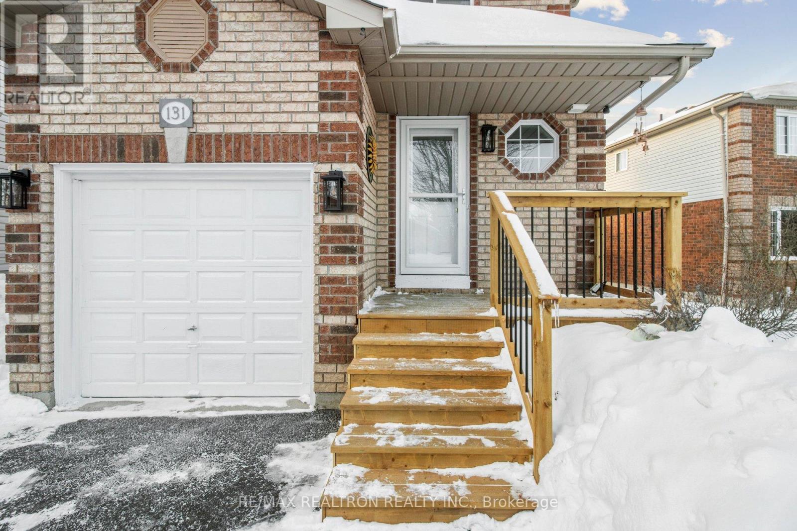 131 Columbia Road, Barrie, Ontario  L4N 8E5 - Photo 4 - S12918810
