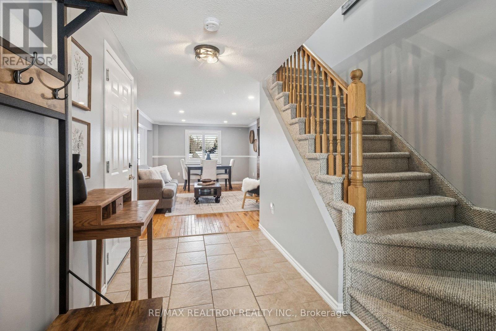 131 Columbia Road, Barrie, Ontario  L4N 8E5 - Photo 5 - S12918810