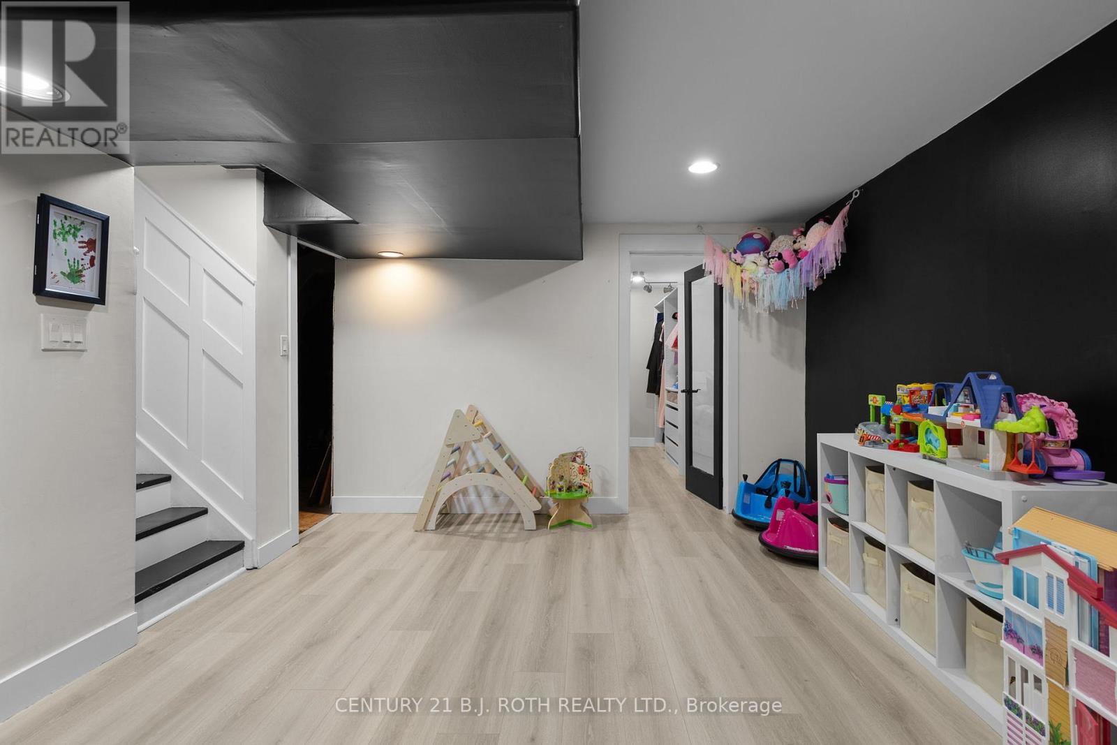 13 Hadden Crescent, Barrie (East Bayfield), Ontario  L4M 6G6 - Photo 23 - S12918972