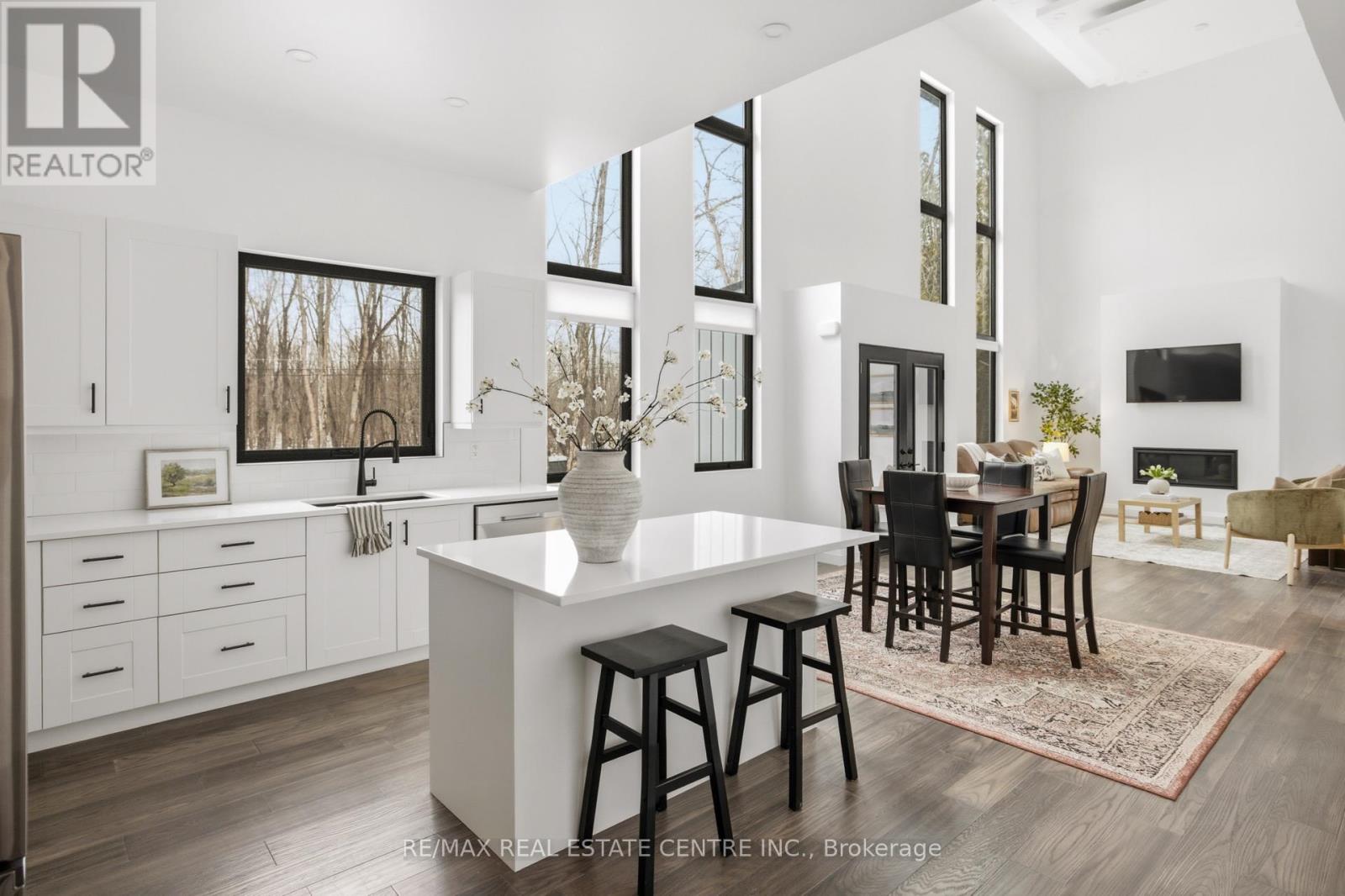 3441 Louis Lane, Ramara, Ontario  L0K 1B0 - Photo 12 - S12919070