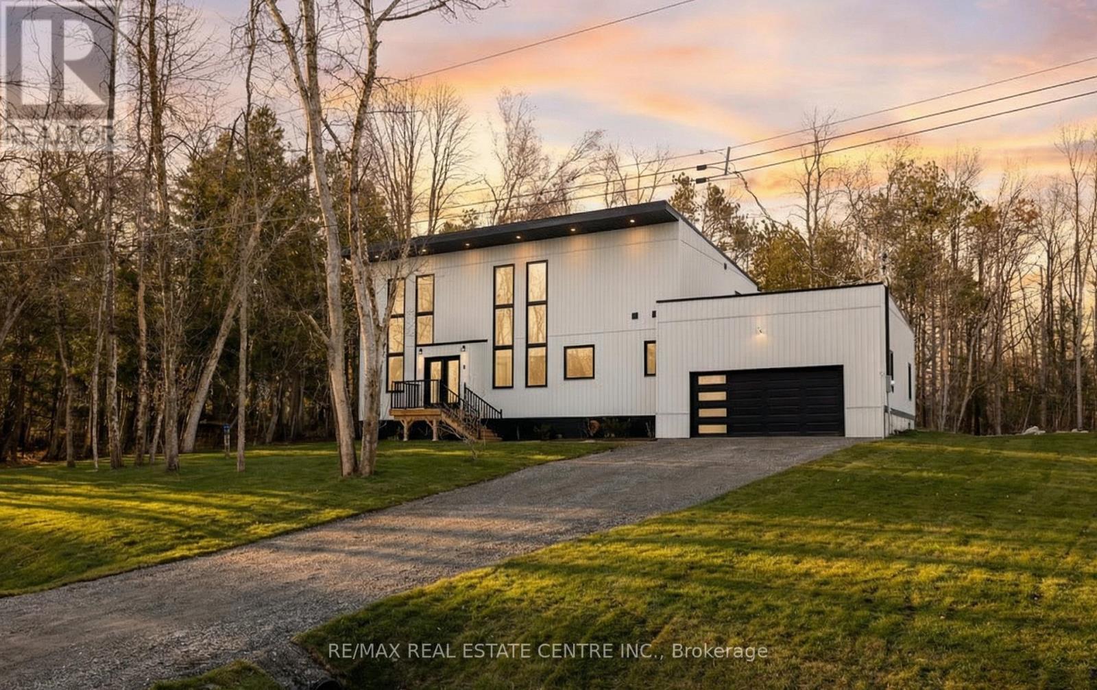 3441 Louis Lane, Ramara, Ontario  L0K 1B0 - Photo 2 - S12919070