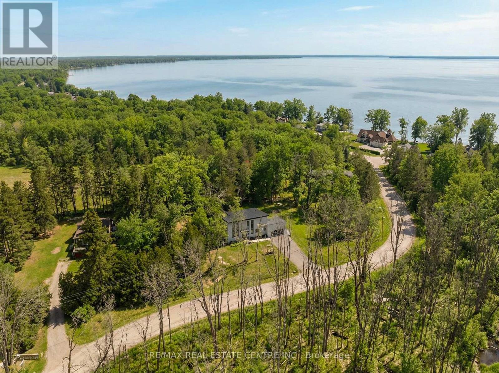 3441 Louis Lane, Ramara, Ontario  L0K 1B0 - Photo 3 - S12919070