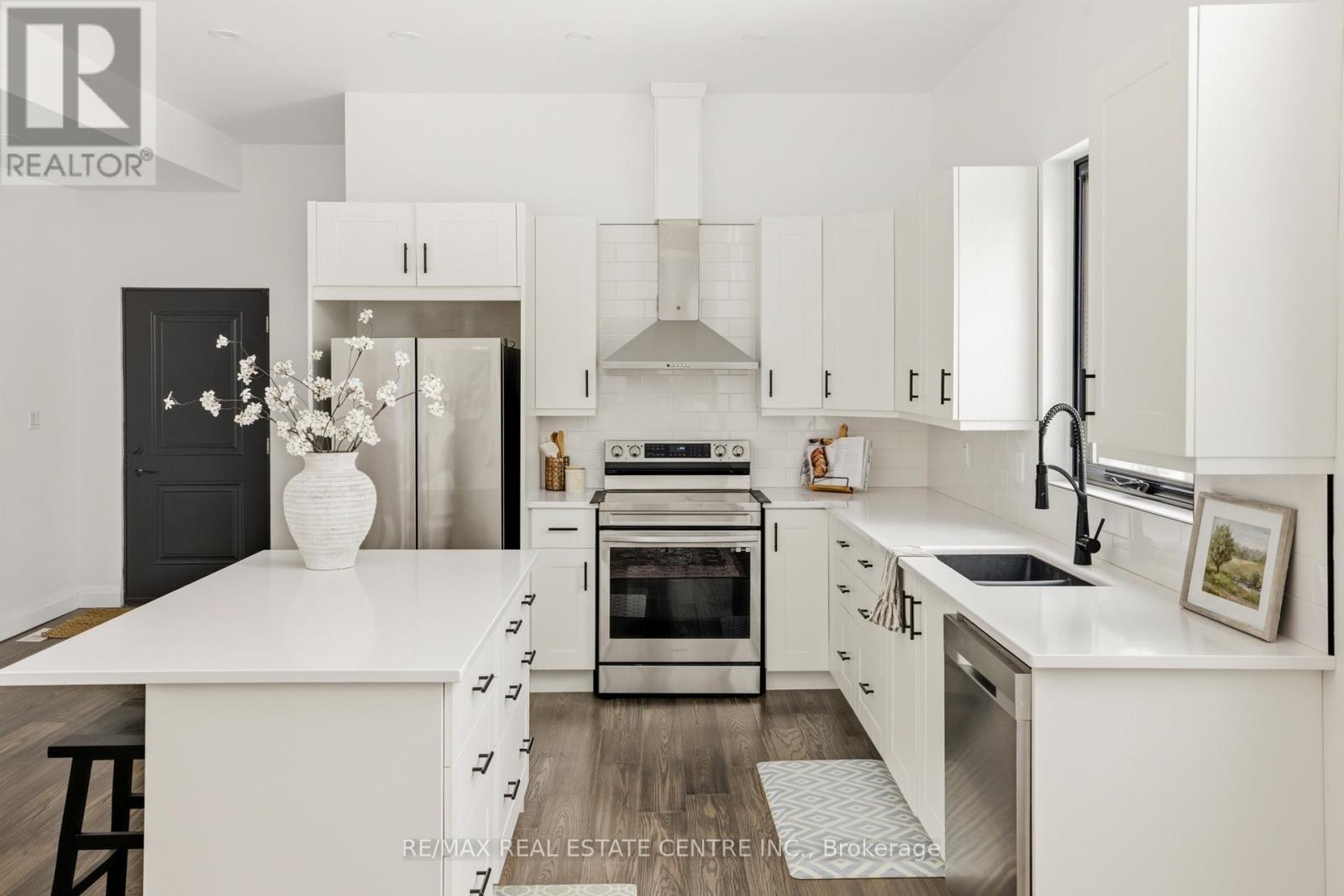 3441 Louis Lane, Ramara, Ontario  L0K 1B0 - Photo 6 - S12919070