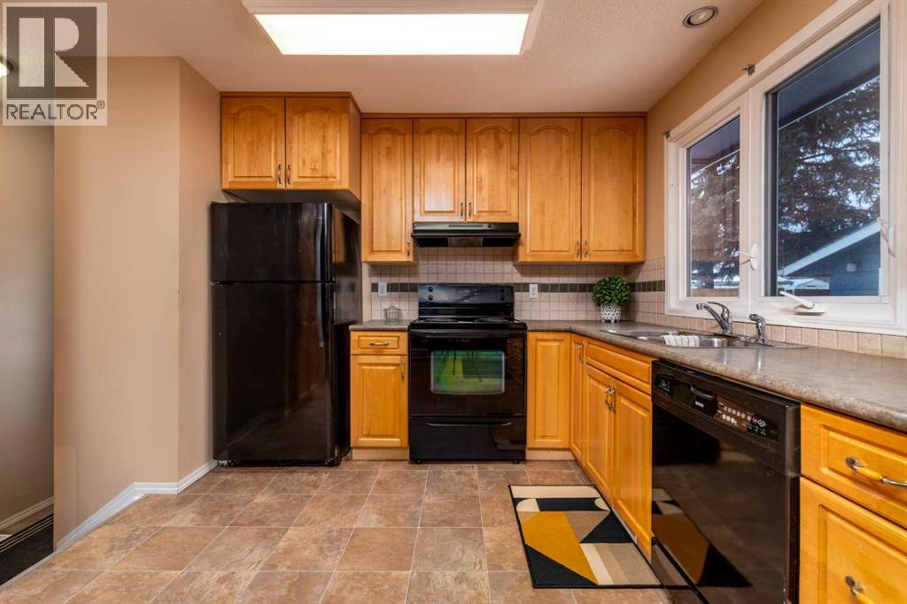 3008 48 Avenue, Lloydminster, Saskatchewan  S9V 1C6 - Photo 7 - A2281054