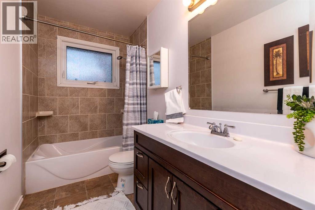 3008 48 Avenue, Lloydminster, Saskatchewan  S9V 1C6 - Photo 11 - A2281054