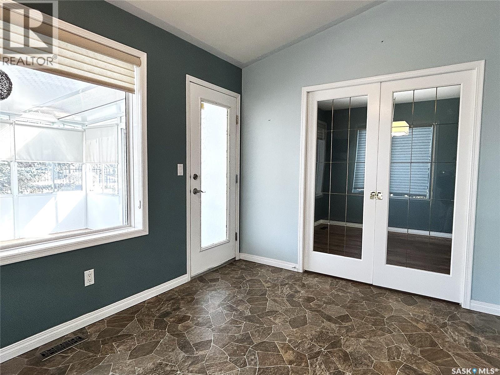 201 815 Heritage Green, Saskatoon, Saskatchewan  S7H 5R6 - Photo 12 - SK031243
