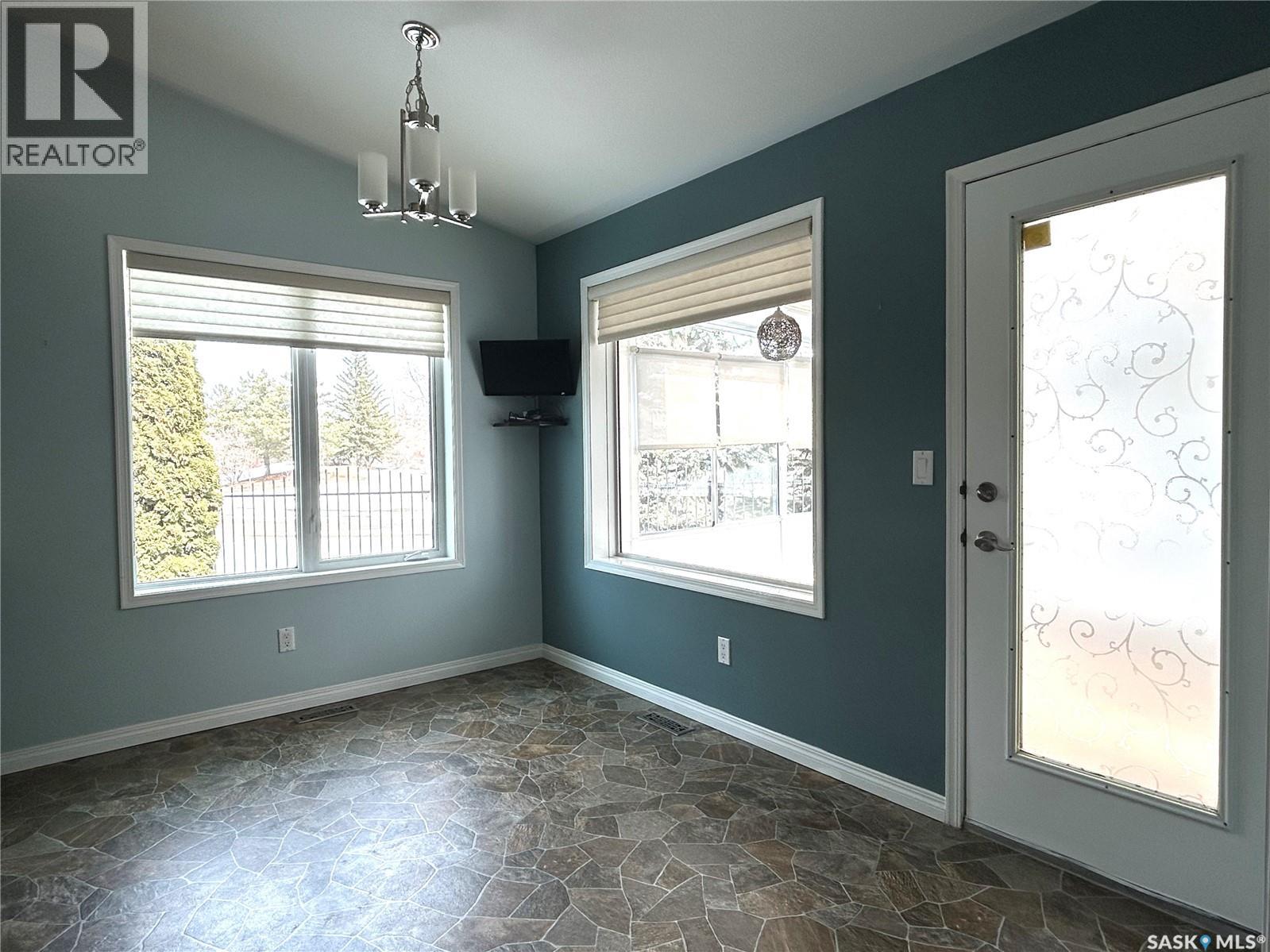 201 815 Heritage Green, Saskatoon, Saskatchewan  S7H 5R6 - Photo 7 - SK031243