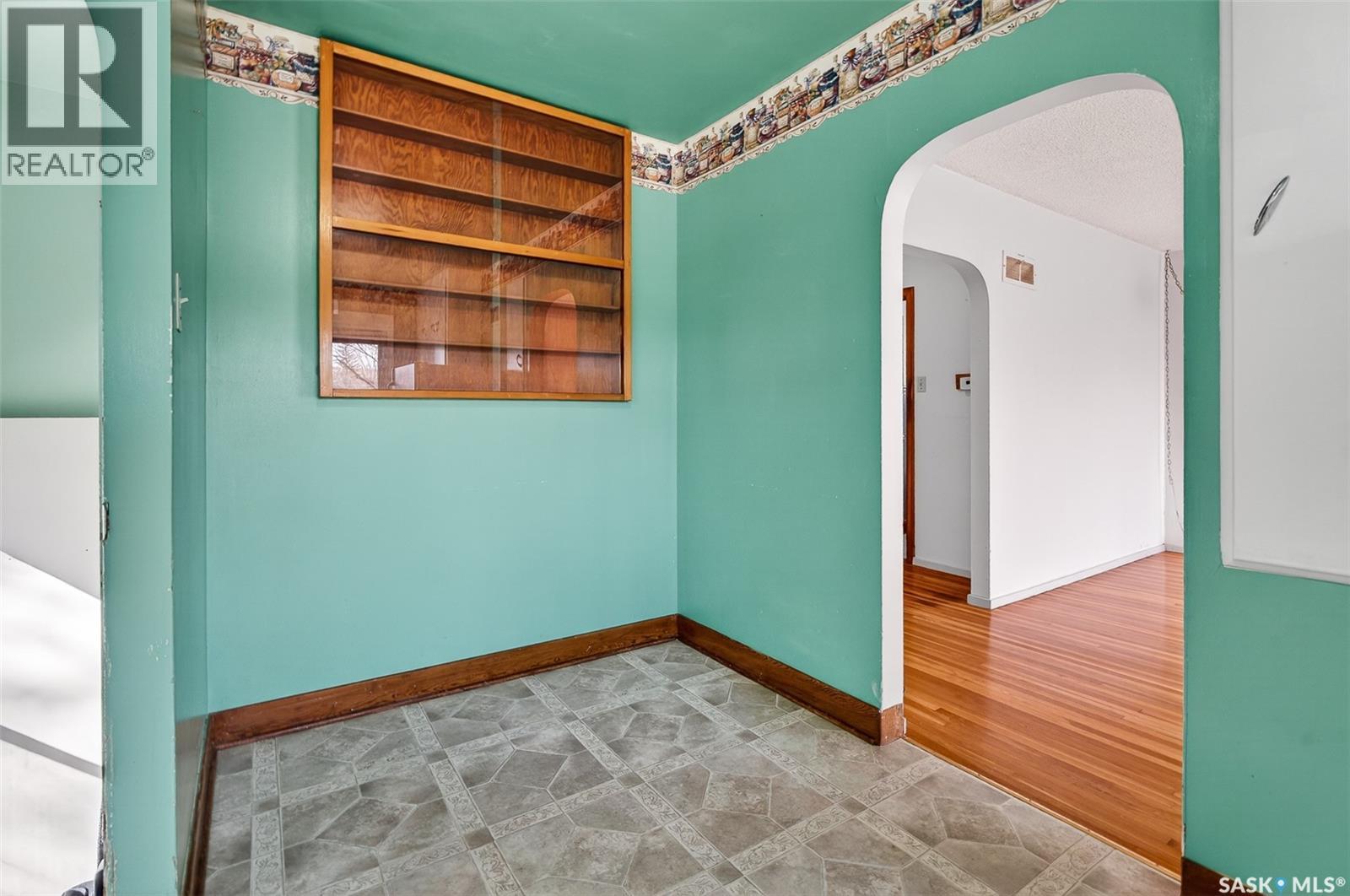 1118 6th Avenue Nw, Moose Jaw, Saskatchewan  S6H 4A6 - Photo 12 - SK031177