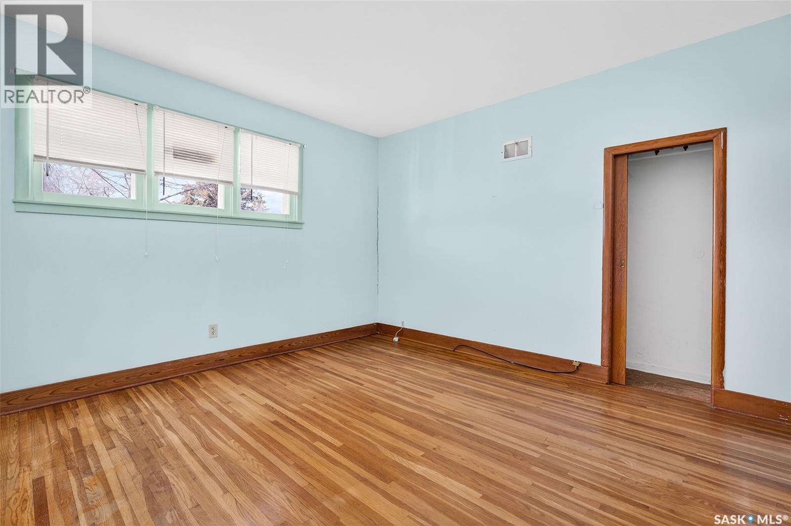 1118 6th Avenue Nw, Moose Jaw, Saskatchewan  S6H 4A6 - Photo 22 - SK031177