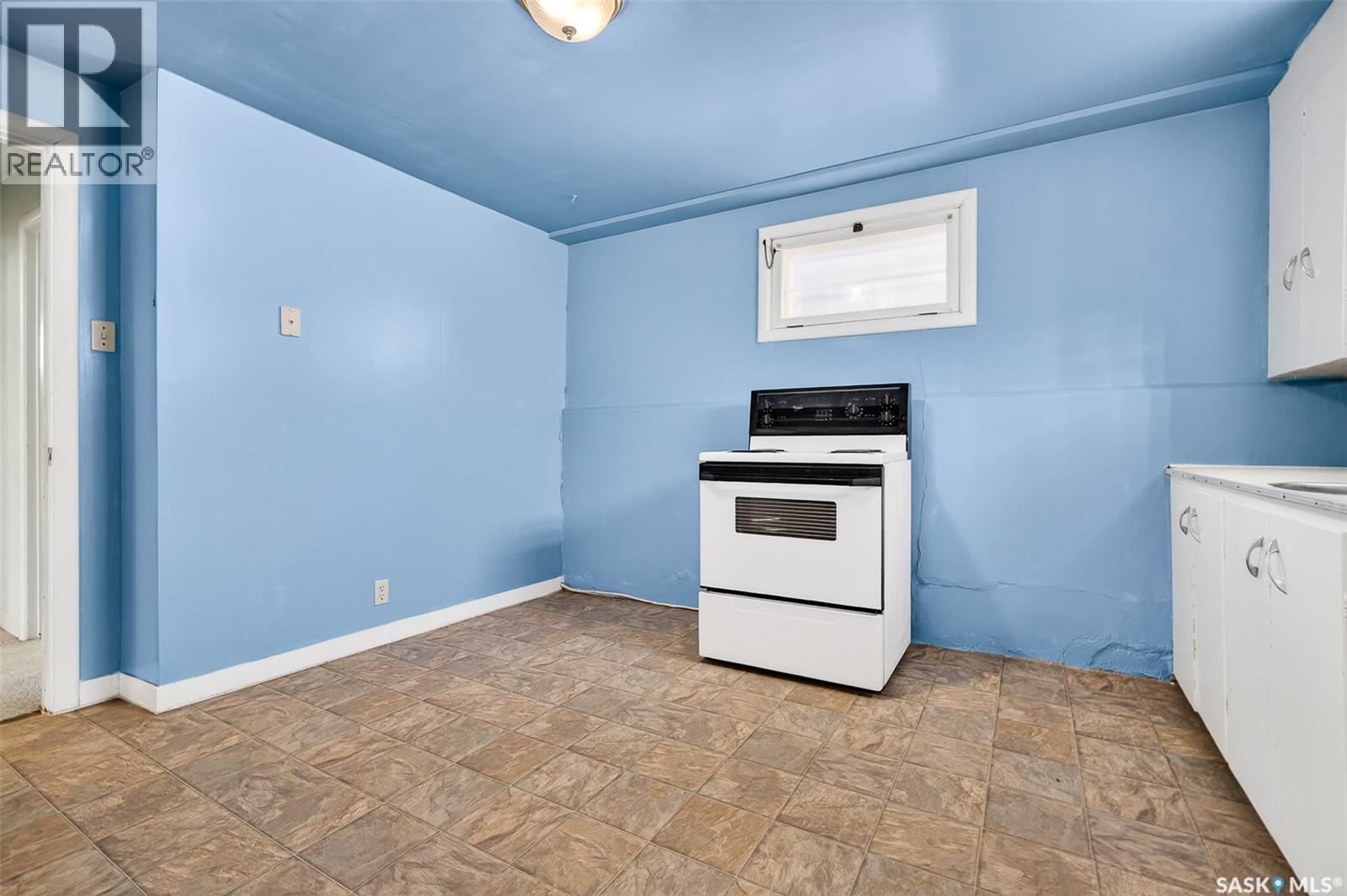 1118 6th Avenue Nw, Moose Jaw, Saskatchewan  S6H 4A6 - Photo 33 - SK031177