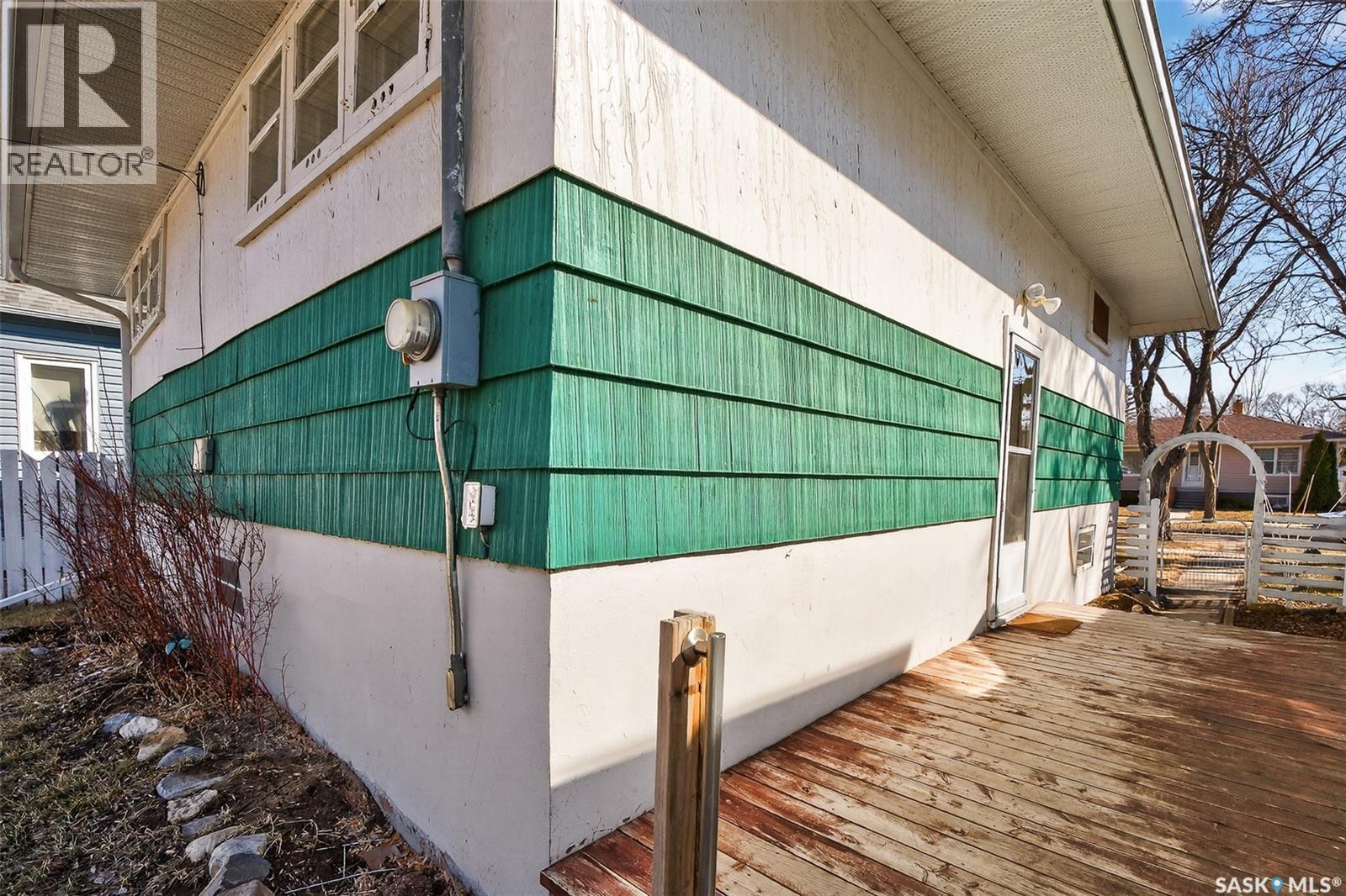 1118 6th Avenue Nw, Moose Jaw, Saskatchewan  S6H 4A6 - Photo 42 - SK031177