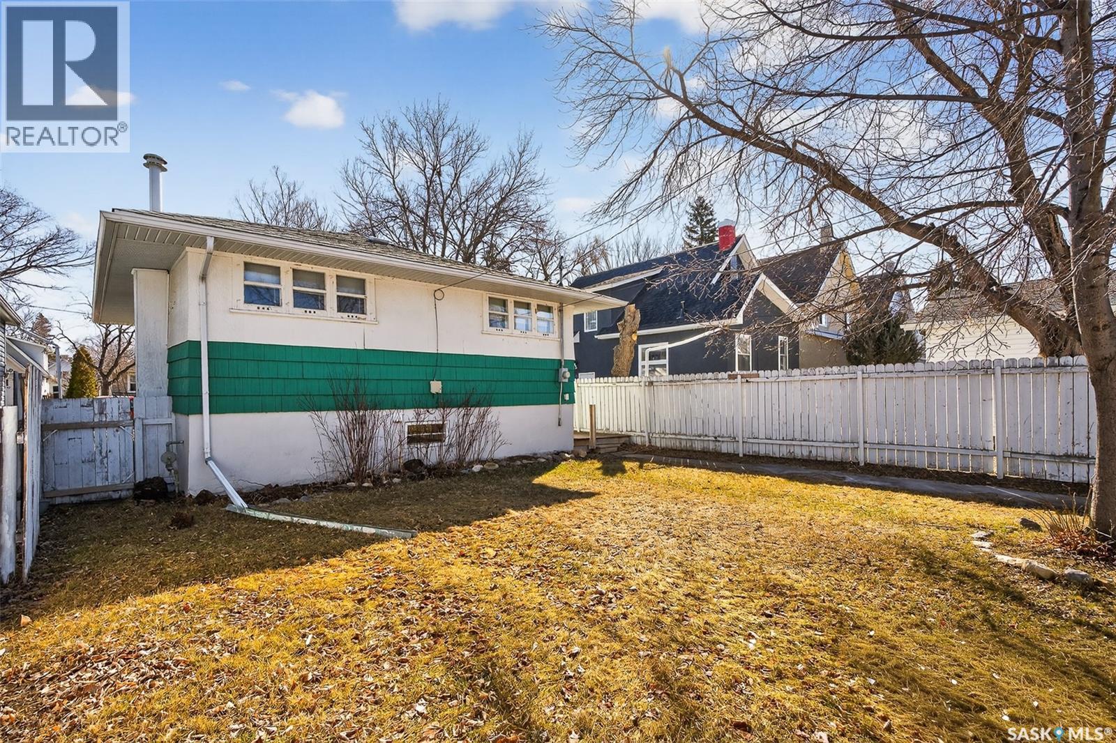 1118 6th Avenue Nw, Moose Jaw, Saskatchewan  S6H 4A6 - Photo 44 - SK031177