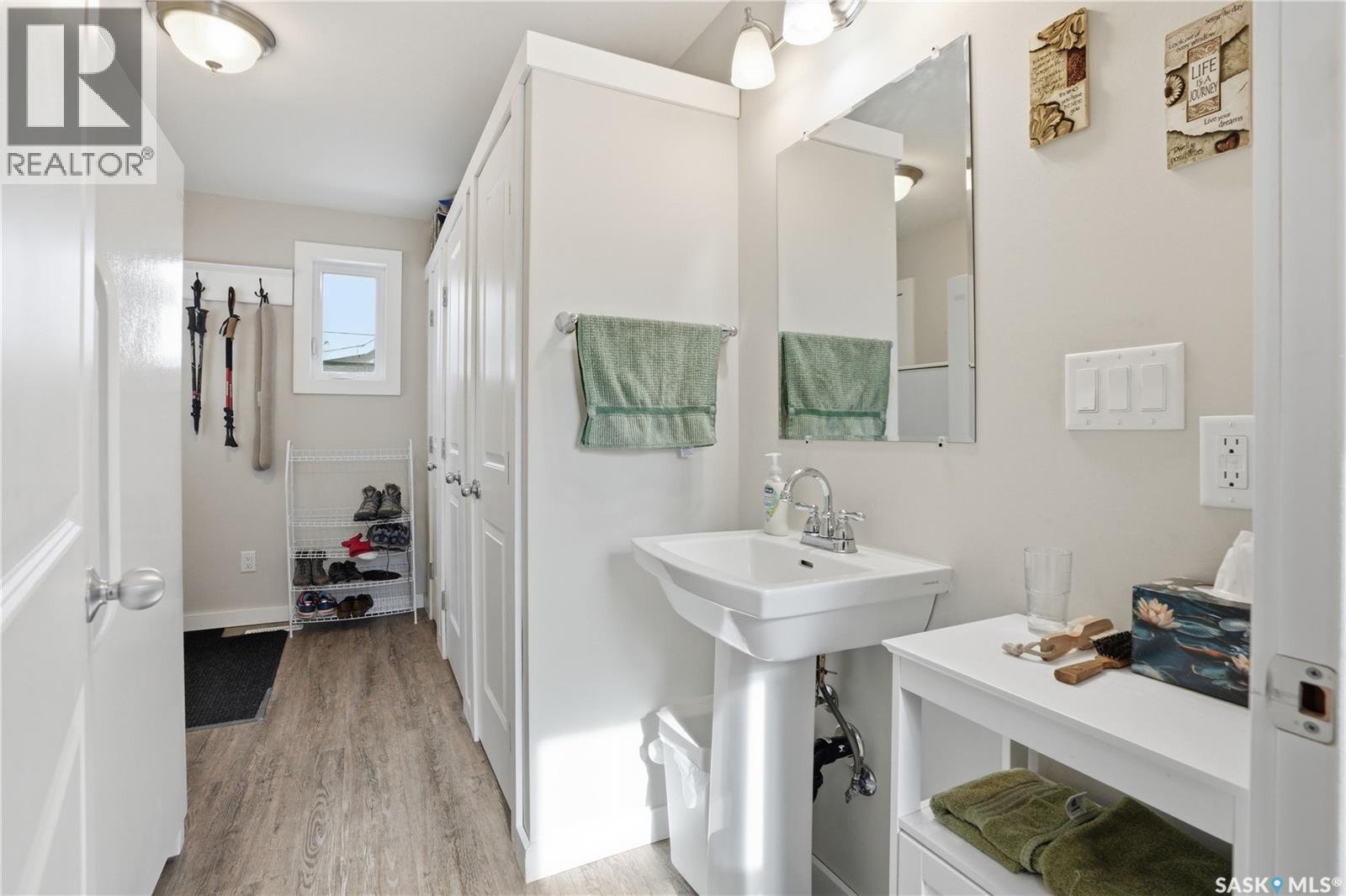 205 3rd Avenue, Harris, Saskatchewan  S0L 1K0 - Photo 17 - SK031153