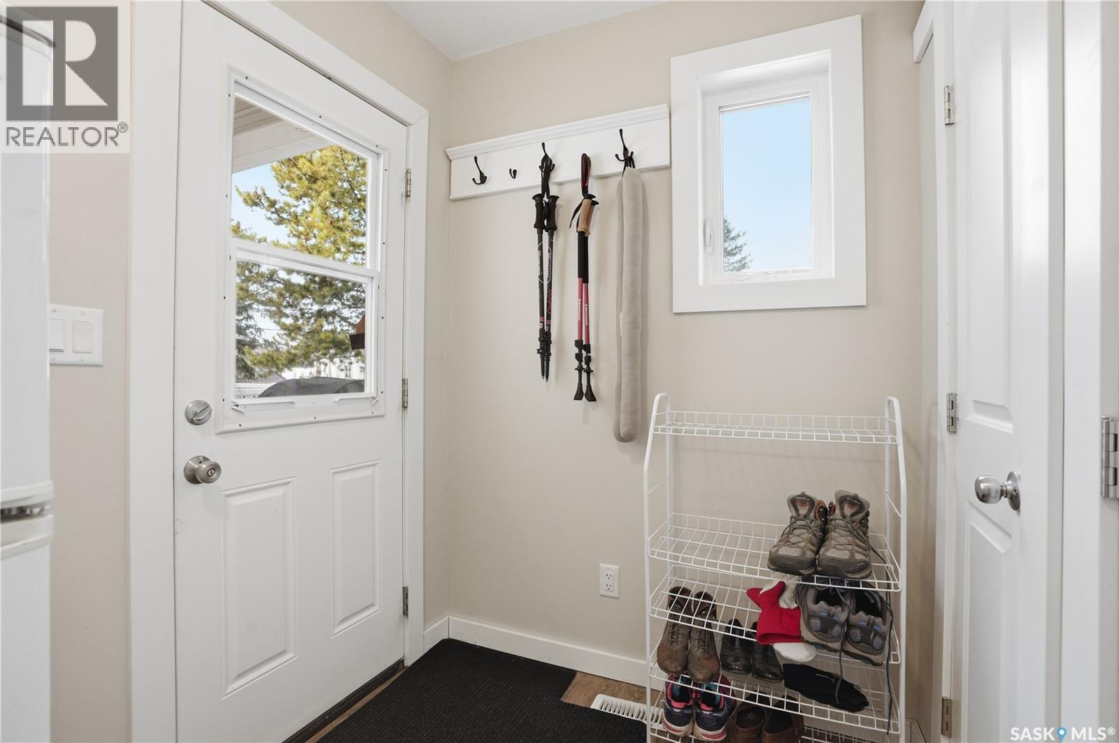 205 3rd Avenue, Harris, Saskatchewan  S0L 1K0 - Photo 18 - SK031153