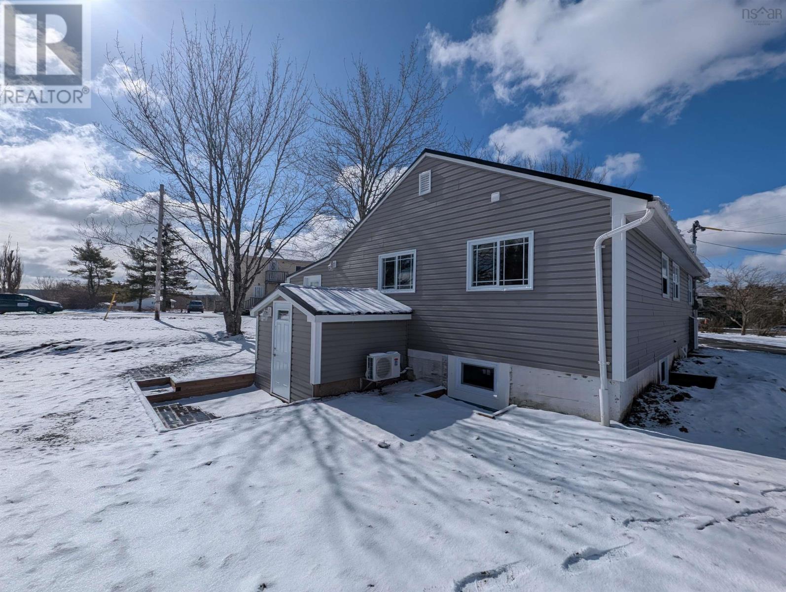 207 Highway 214, Elmsdale, Nova Scotia  B2S 1H9 - Photo 19 - 202605409